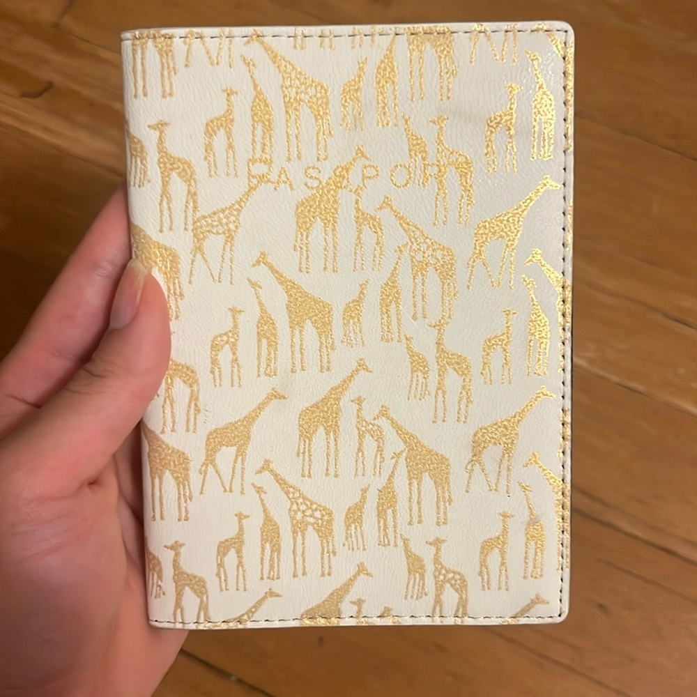 Jcrew Giraffe Passport holder